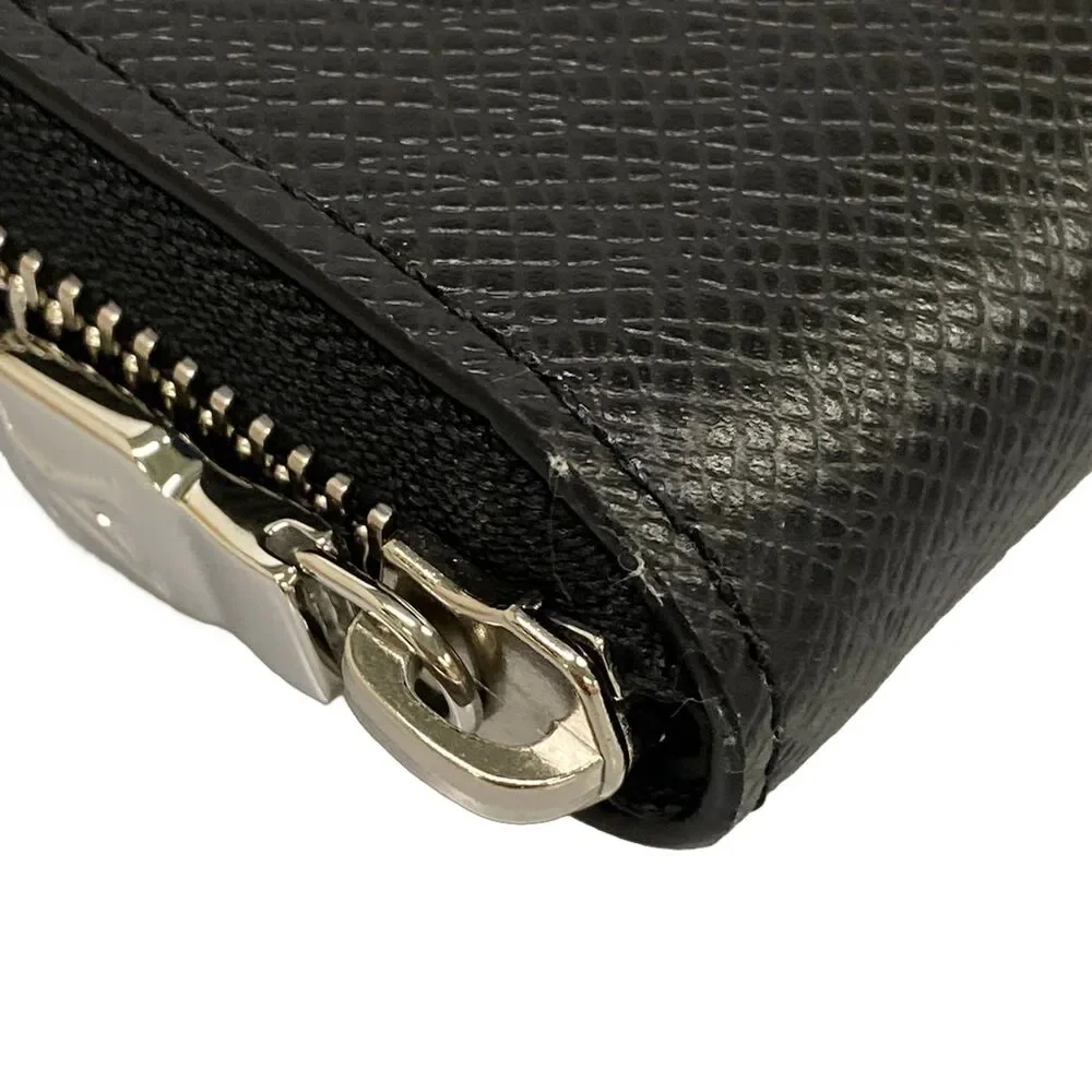 Louis Vuitton Zippy Wallet Horizontal Taiga Long Wallet M31071